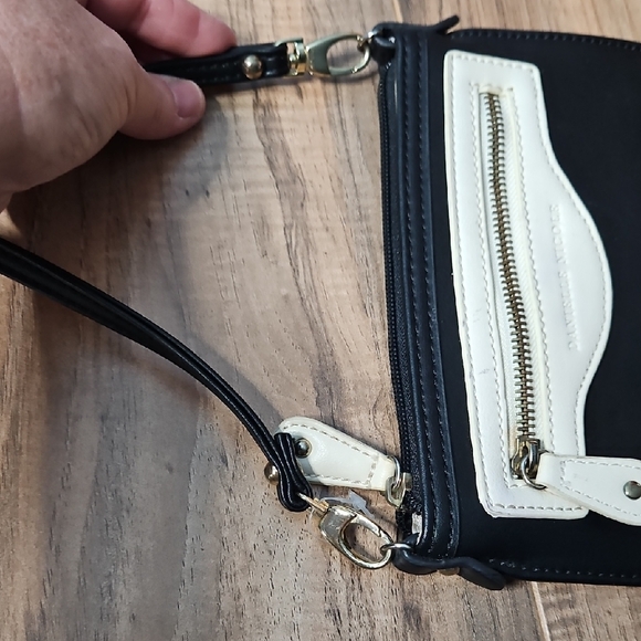 Danielle Nicole Black and Cream Crossbody Bag - Picture 16 of 16